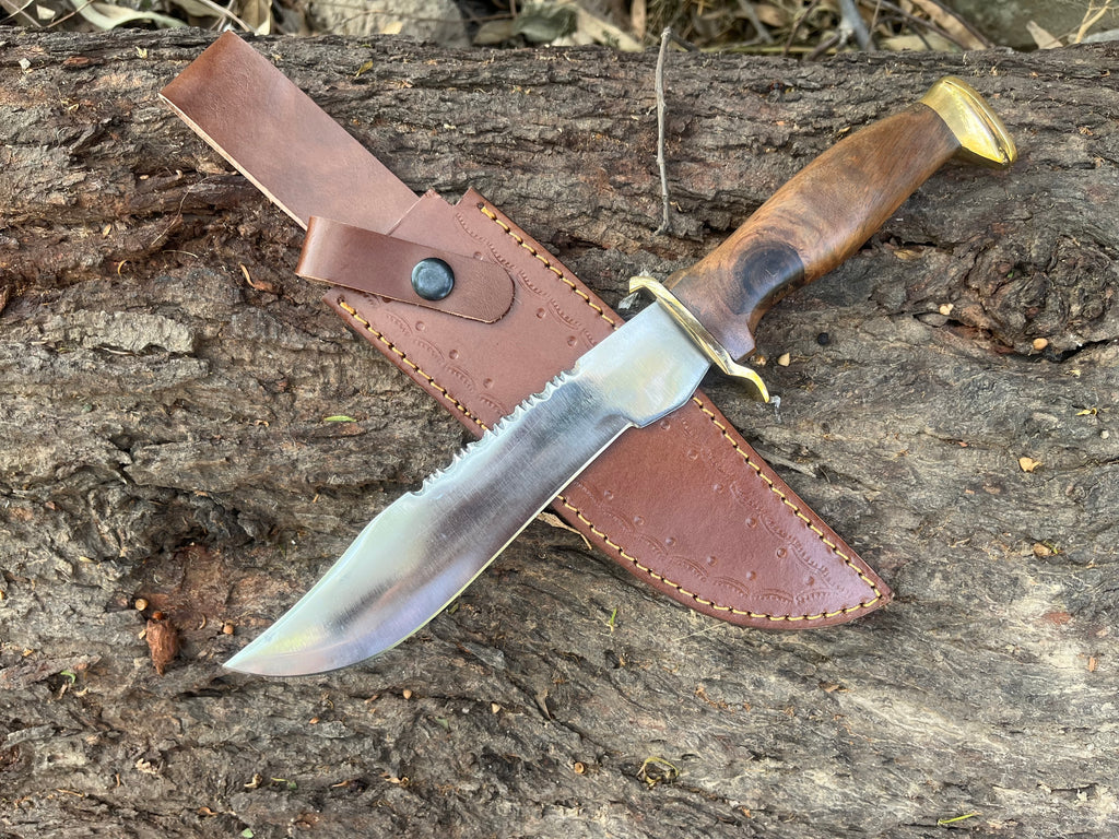 Handmade hunting knife with leather cover