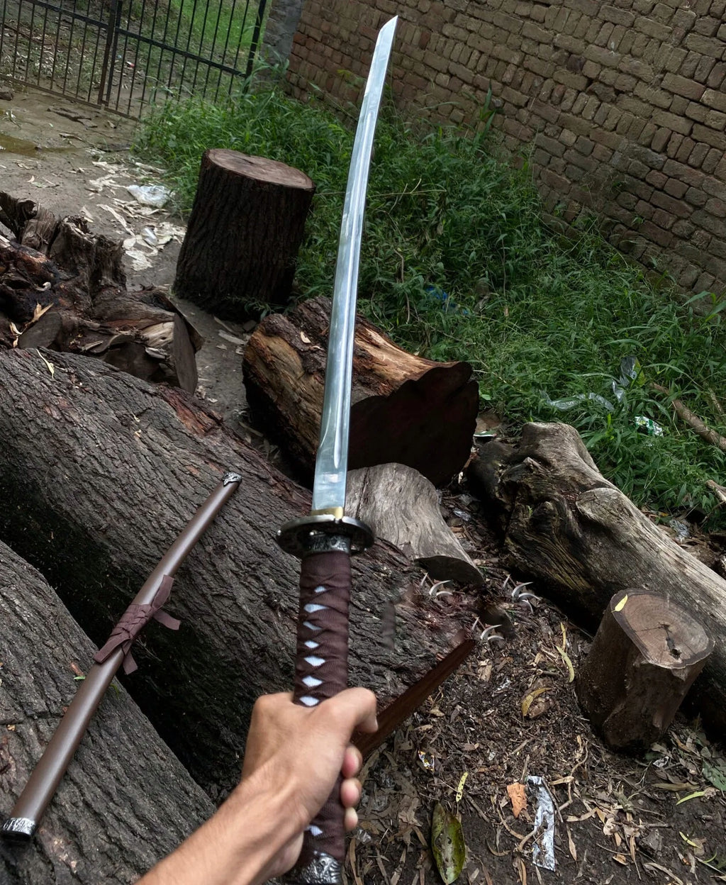 Brown saumrai katana sword with silver blade