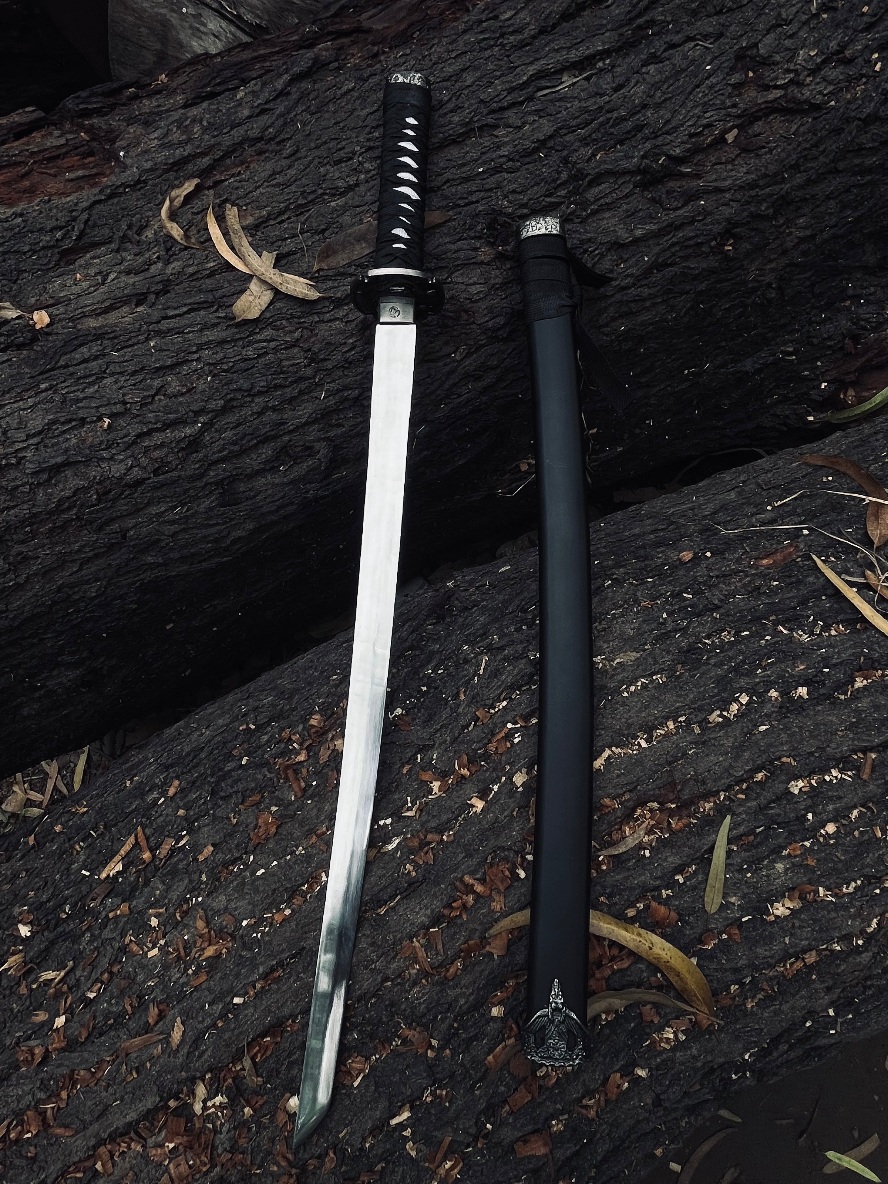 Premium black medium size katana with silver polish blade
