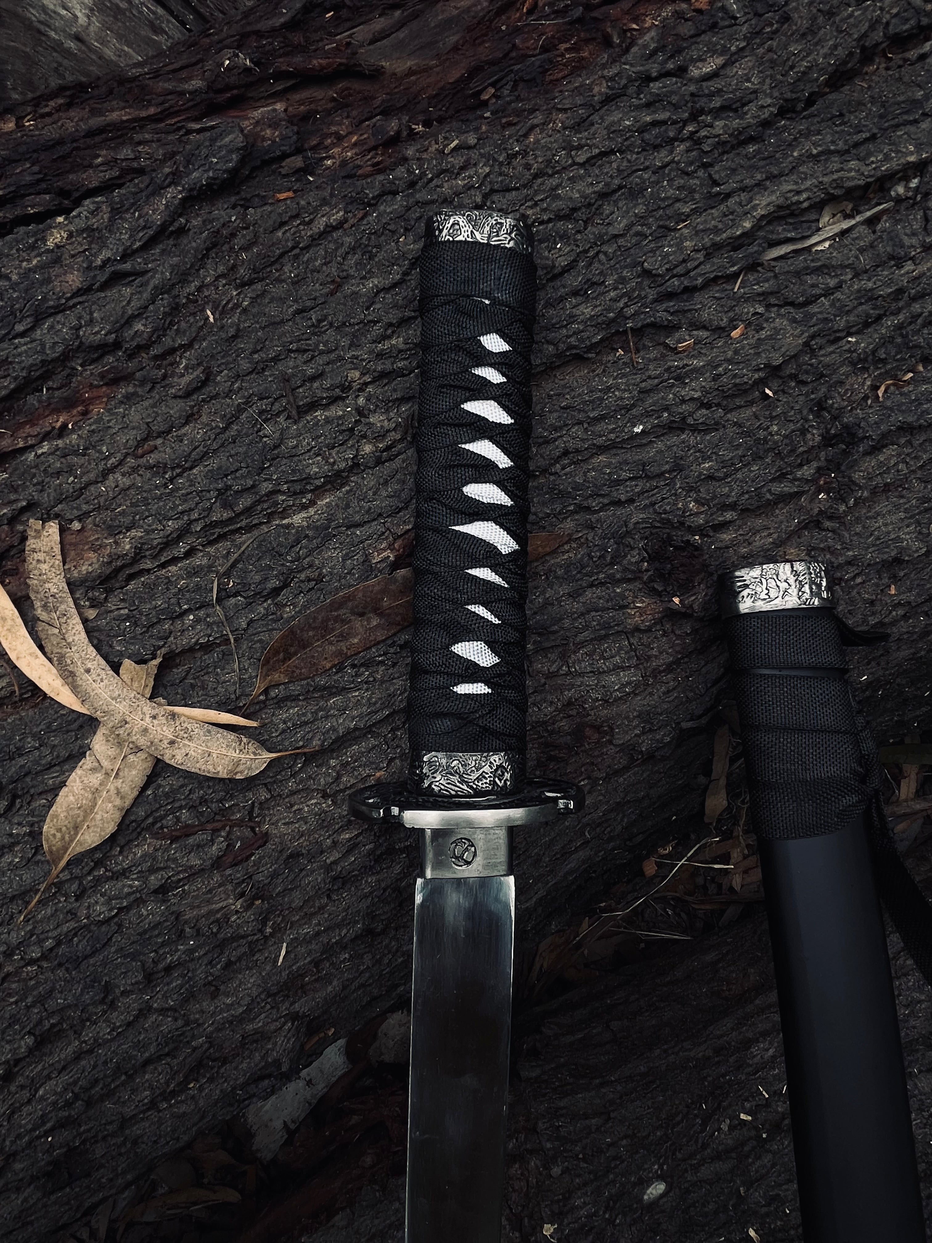 Premium black medium size katana with silver polish blade