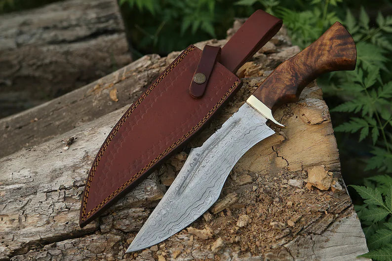 Handmade damacus steel hunting knife with wood &brass handle