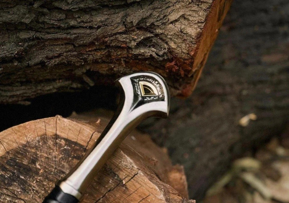 Beautiful Anduril Narsil Inspired Sword