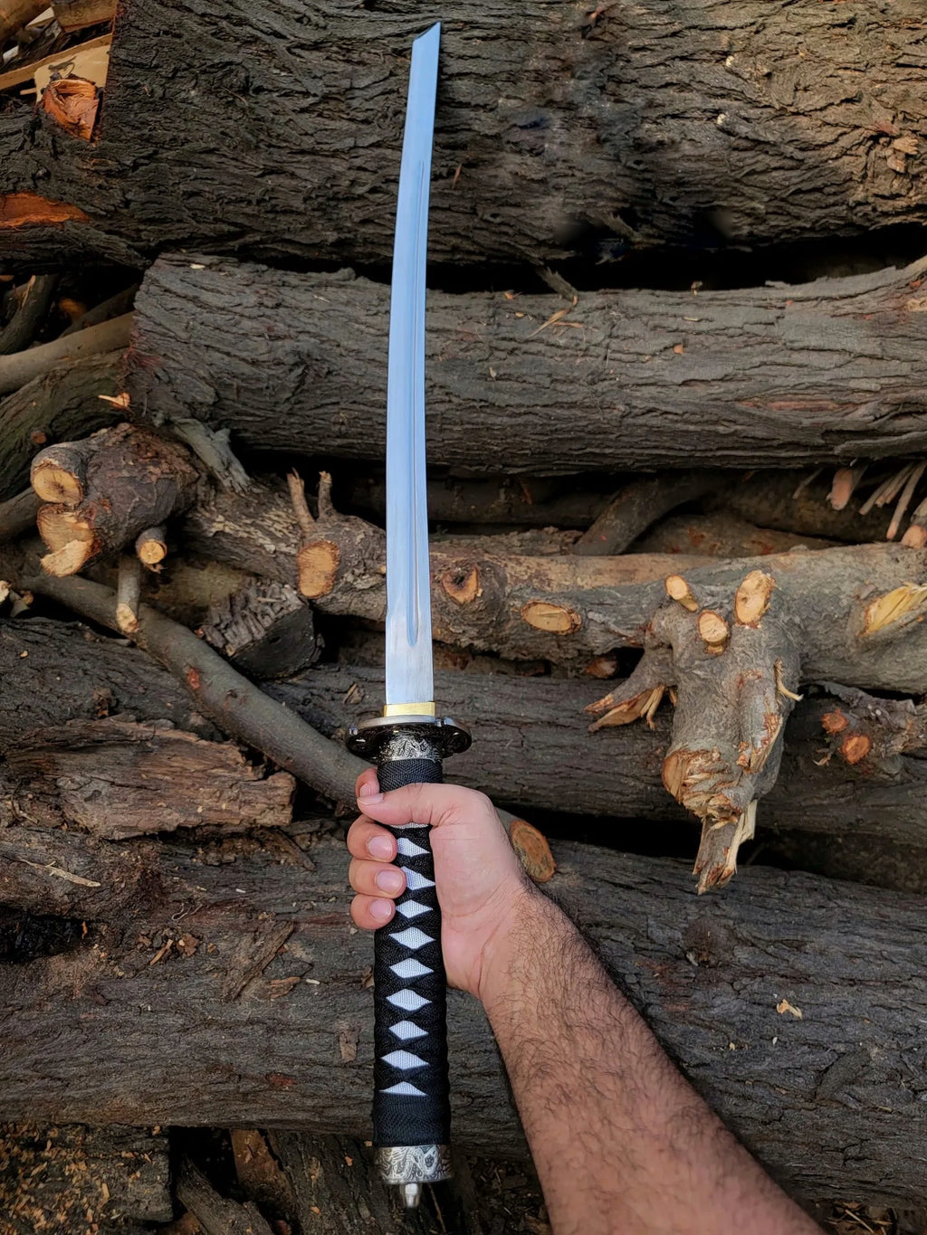 Black saumrai katana sword with silver polish blade