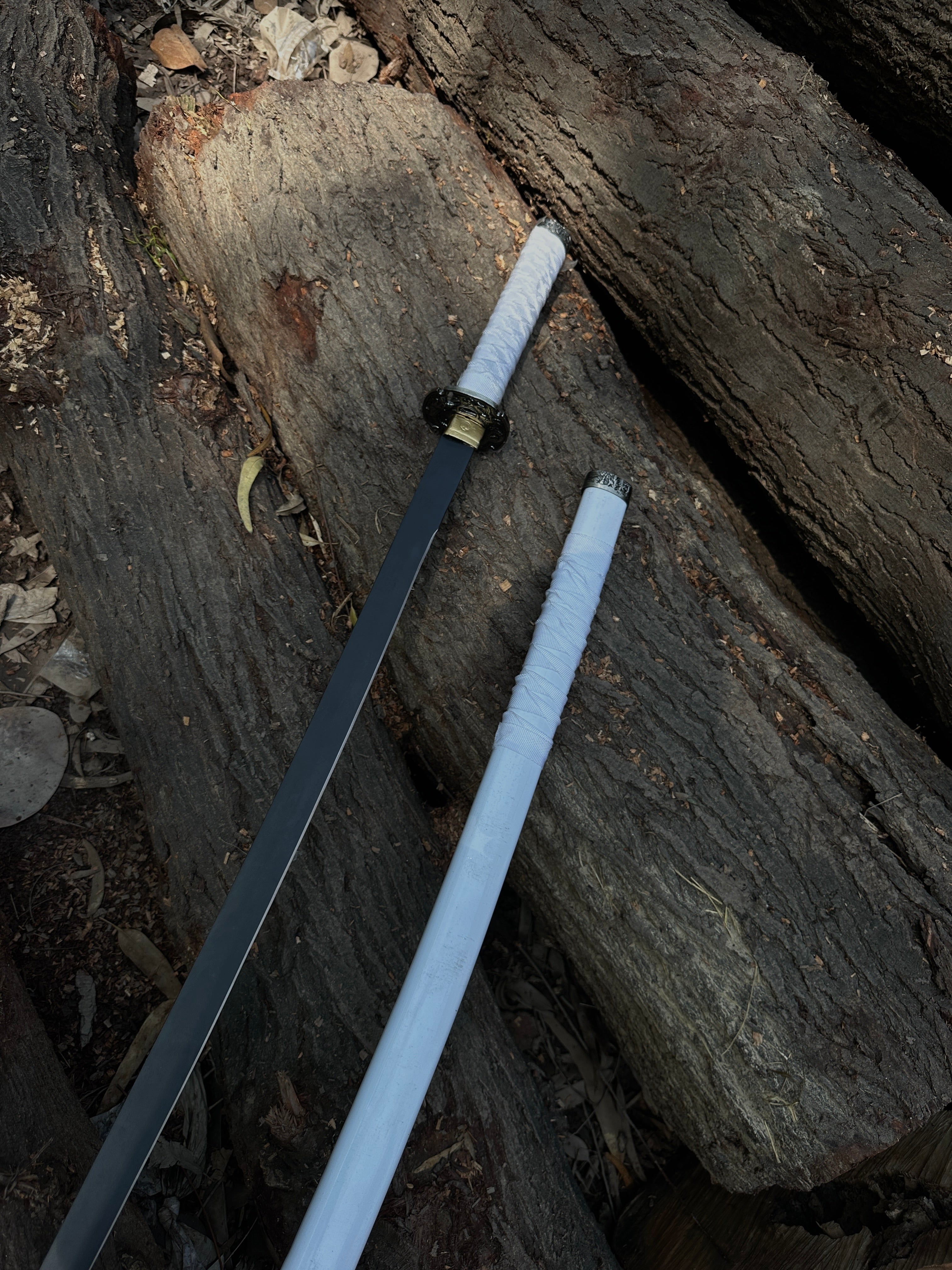 Premium white katana with black powder coating blade