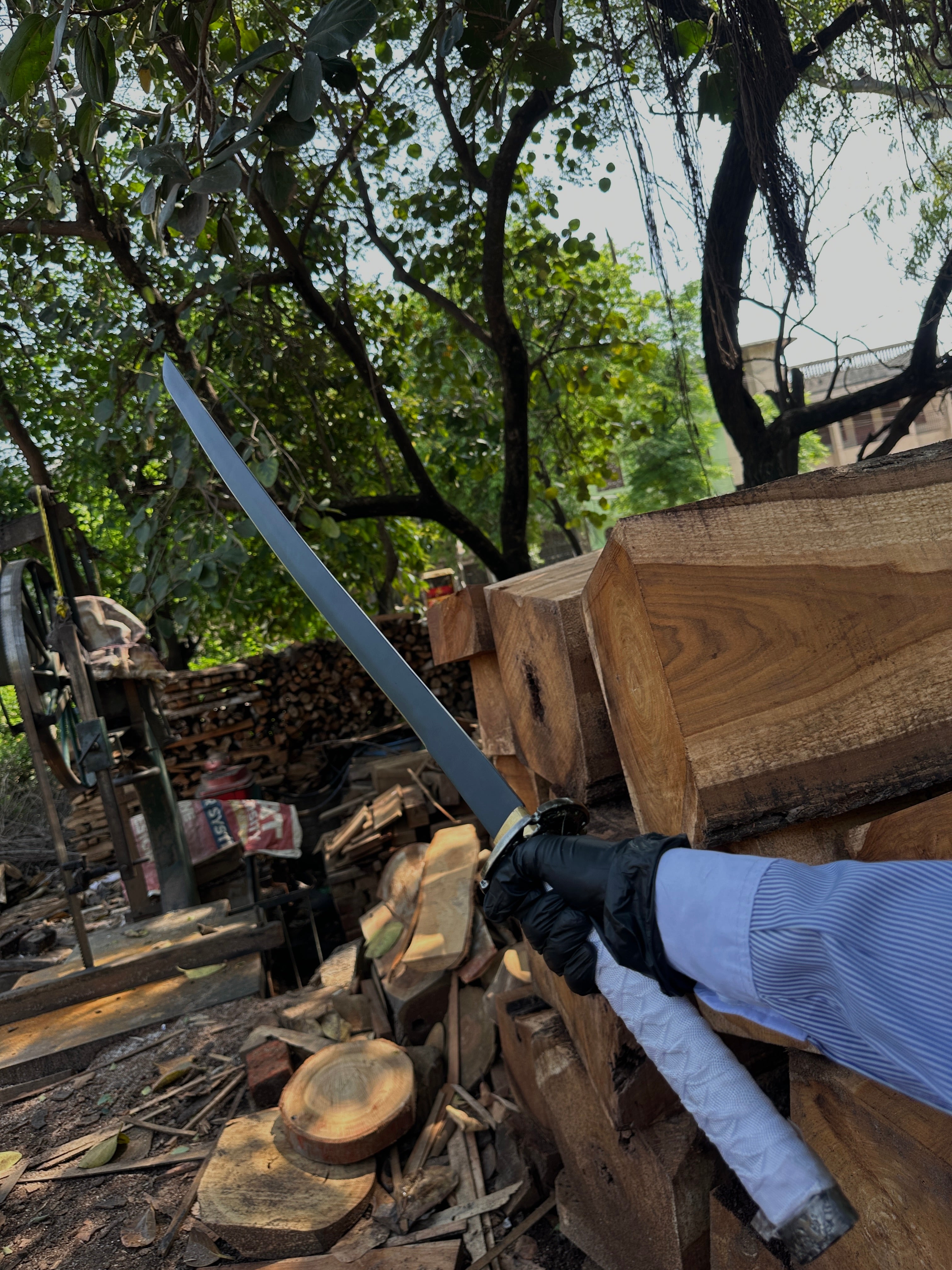 Premium white katana with black powder coating blade