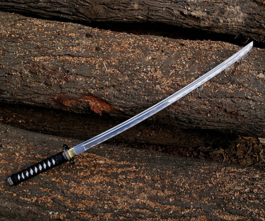 Black Samurai Katana Sword with curved on blade