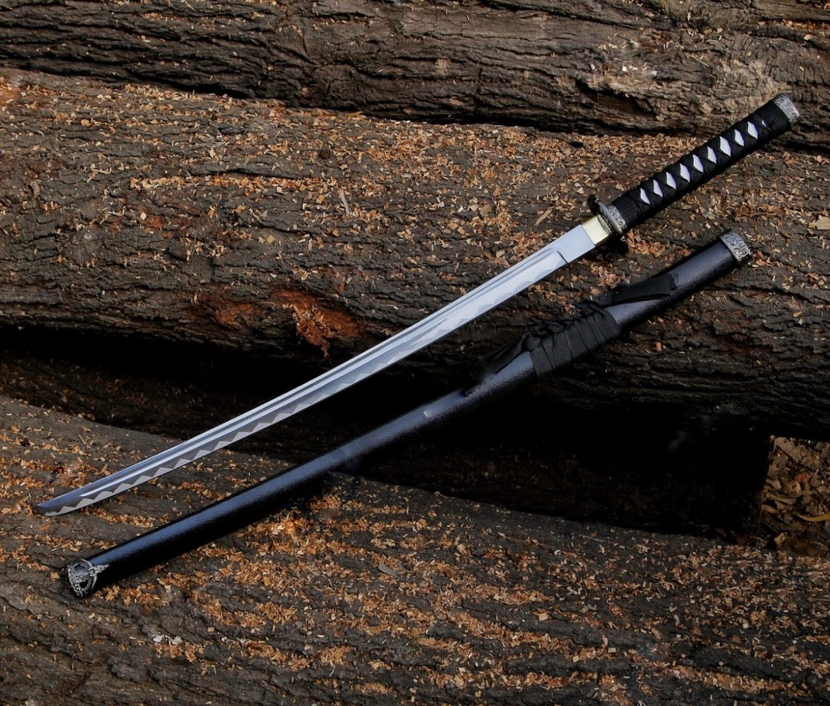 Black Samurai Katana Sword with curved on blade