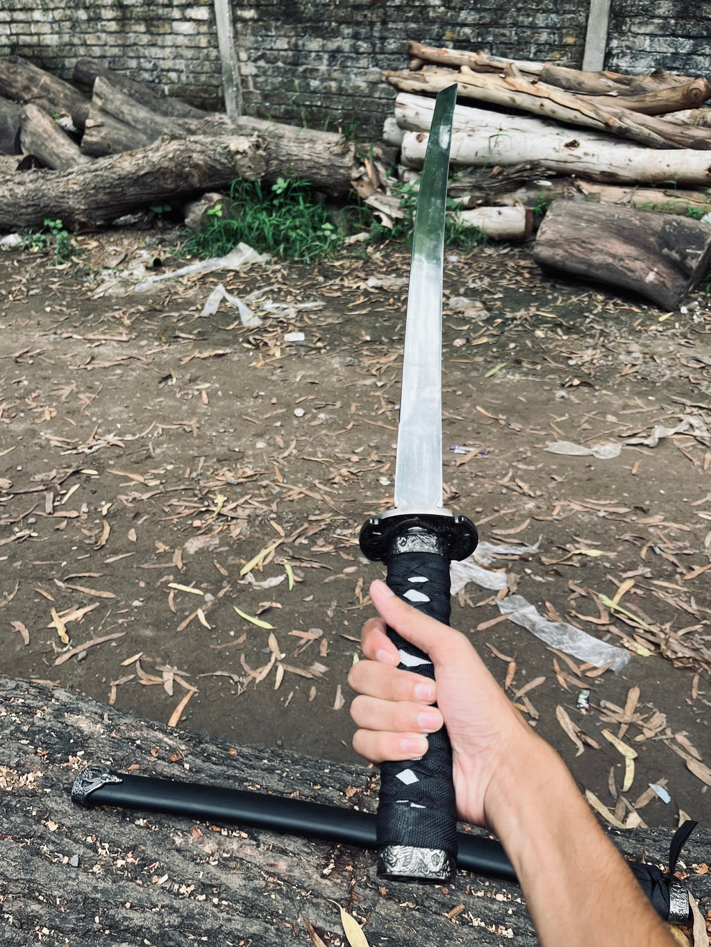 Premium black medium size katana with silver polish blade