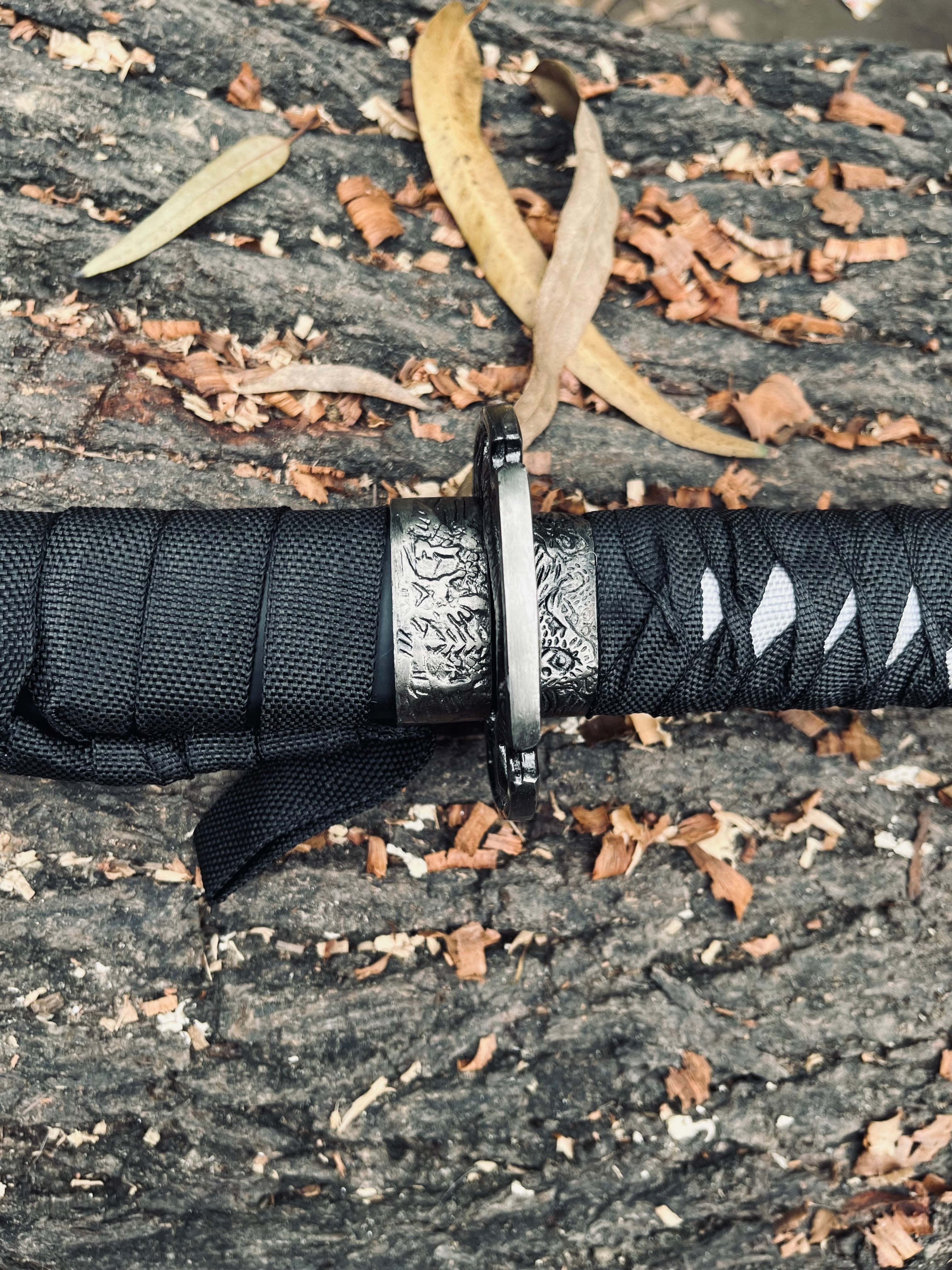 Premium black medium size katana with silver polish blade