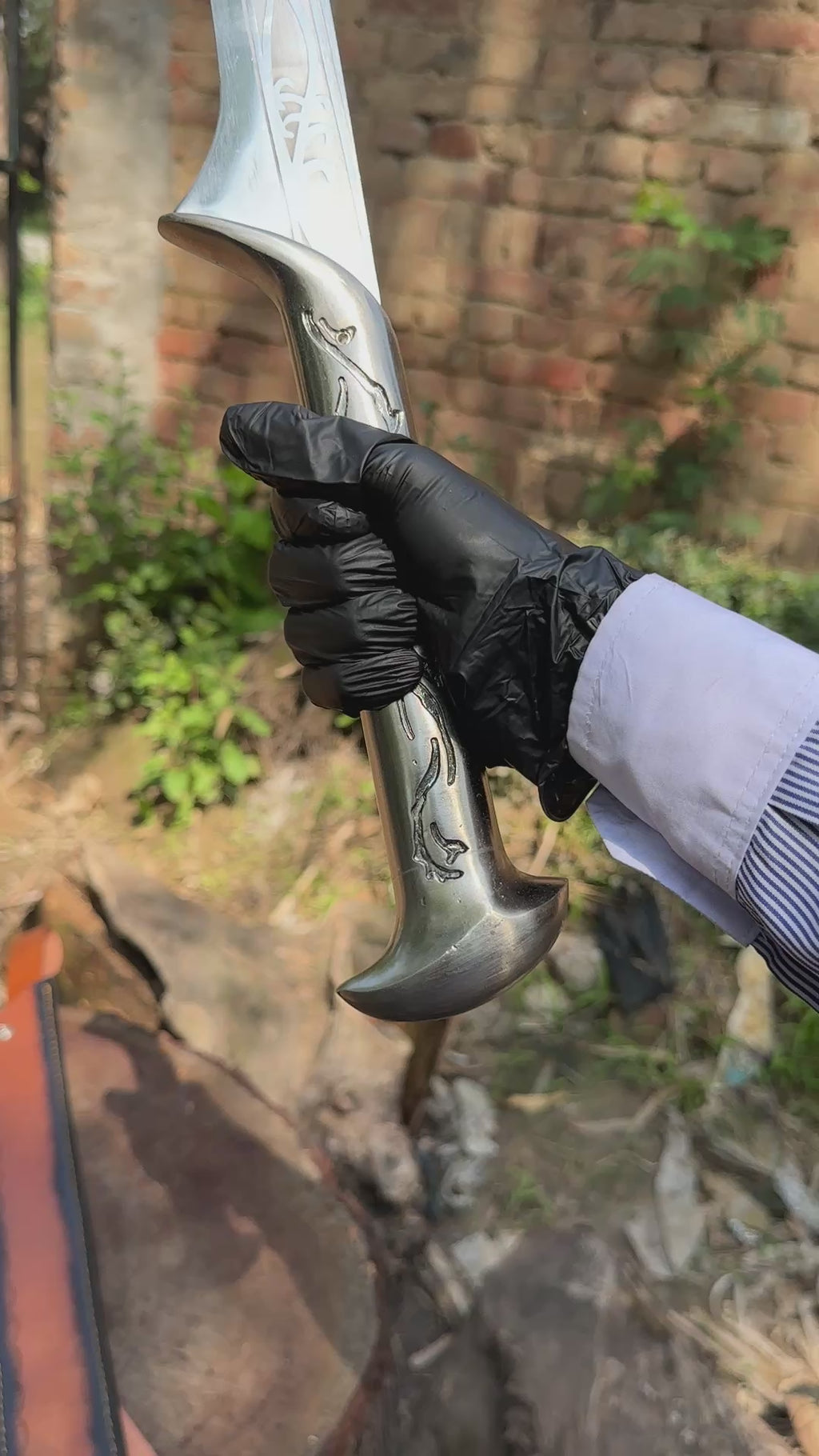 Beautiful Thundril Sword With Wallstand